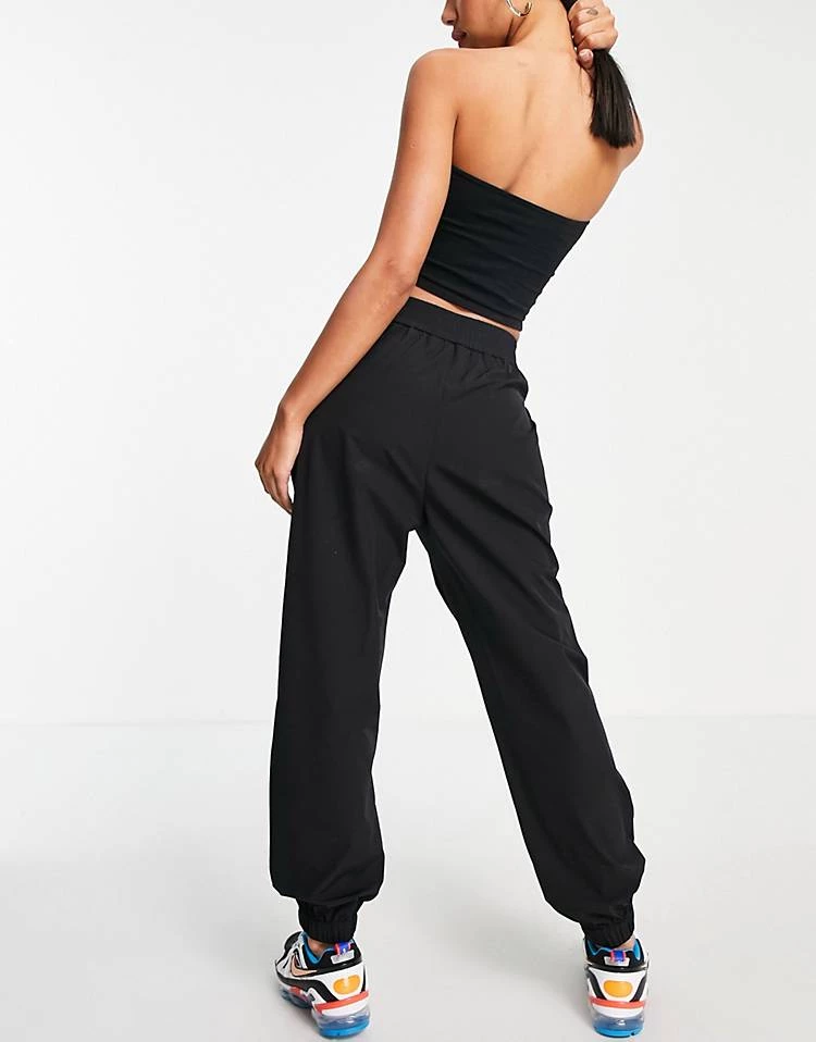 Urban Revivo Sporty Joggers In Black For Women 4 Urban Revivo Sporty Joggers In Black For Women - Image 2
