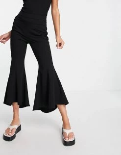 Urban Revivo Flared Trousers In Black For Women
