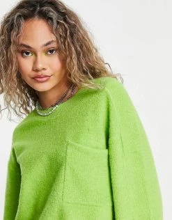Urban Revivo Round Neck Jumper In Green For Women -Urban Revivo Sales unnamed file 1076