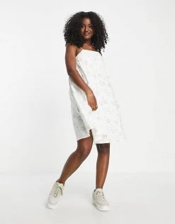 Urban Revivo Tiered Midi Dress In White Floral Print For Women -Urban Revivo Sales unnamed file 117