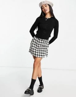 Urban Revivo Fitted Ribbbed Cardigan In Black For Women -Urban Revivo Sales unnamed file 1191