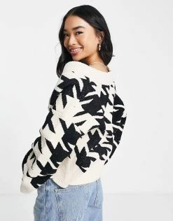 Urban Revivo Dogtooth Cardigan In Multi For Women -Urban Revivo Sales unnamed file 1230