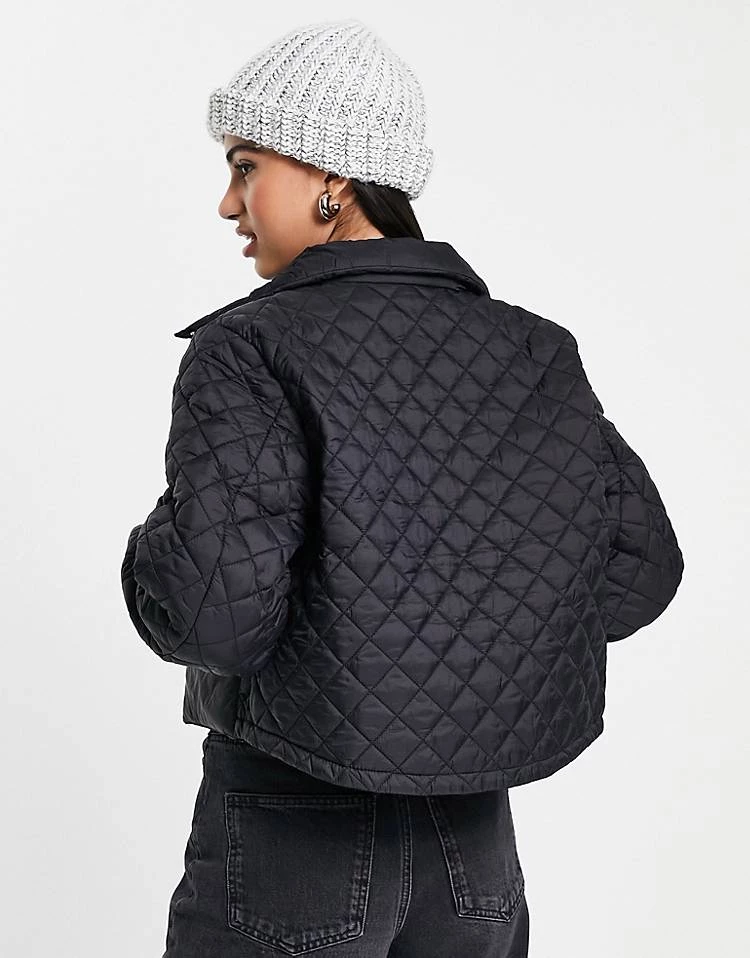 Urban Revivo Quilted Short Jacket In Black For Women 4 Urban Revivo Quilted Short Jacket In Black For Women - Image 2