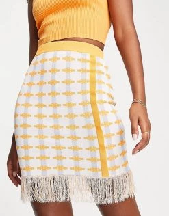Urban Revivo Co-ord Knitted Mini Skirt With Fringing In Orange Check For Women -Urban Revivo Sales unnamed file 1772