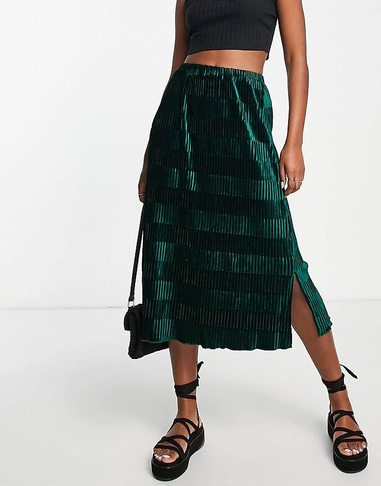 Urban Revivo Crinkle Midi Skirt In Dark Green For Women 7 Urban Revivo Crinkle Midi Skirt In Dark Green For Women - Image 5
