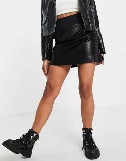 Urban Revivo Faux Leather Mini Skirt In Black For Women -Urban Revivo Sales unnamed file 1892