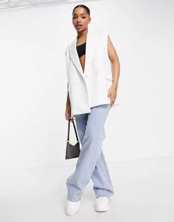 Urban Revivo Sleeveless Tailored Blazer In White For Women -Urban Revivo Sales unnamed file 1945