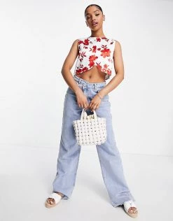 Urban Revivo Co-ord Cropped Shirt In Red Floral Print For Women -Urban Revivo Sales unnamed file 2040