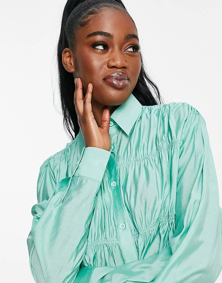Urban Revivo Ruched Detail Shirt In Light Green For Women 6 Urban Revivo Ruched Detail Shirt In Light Green For Women - Image 4