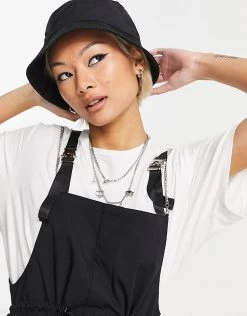 Urban Revivo Chain Detail Dungarees In Black For Women -Urban Revivo Sales unnamed file 22