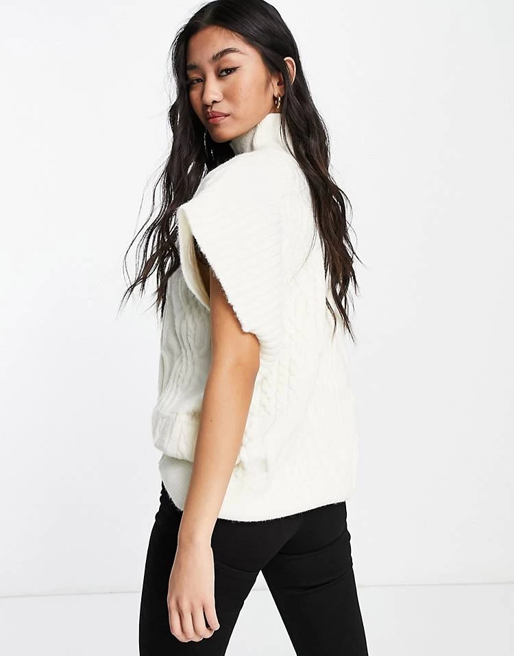Urban Revivo Cable Knit Vest In Off White For Women 5 Urban Revivo Cable Knit Vest In Off White For Women - Image 3