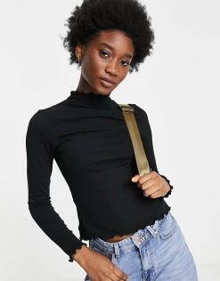 Urban Revivo Lettuce Hem Long Sleeve Top In Black For Women -Urban Revivo Sales unnamed file 2420