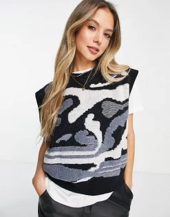 Urban Revivo Intarsia Knitted Vest In Black For Women -Urban Revivo Sales unnamed file 2434
