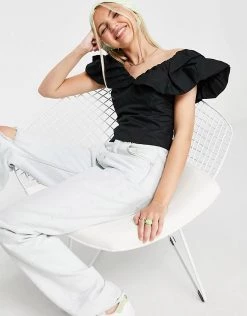 Urban Revivo Corset Detail Top In Black For Women -Urban Revivo Sales unnamed file 2501