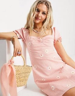 Urban Revivo Gingham And Daisy Print Mini Dress In Pink For Women Red -Urban Revivo Sales unnamed file 607