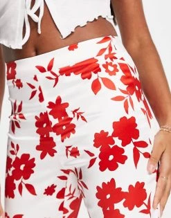 Urban Revivo Co-ord Flared Trousers In Red Floral Print For Women 9 Urban Revivo Co-ord Flared Trousers In Red Floral Print For Women -Urban Revivo Sales unnamed file 722