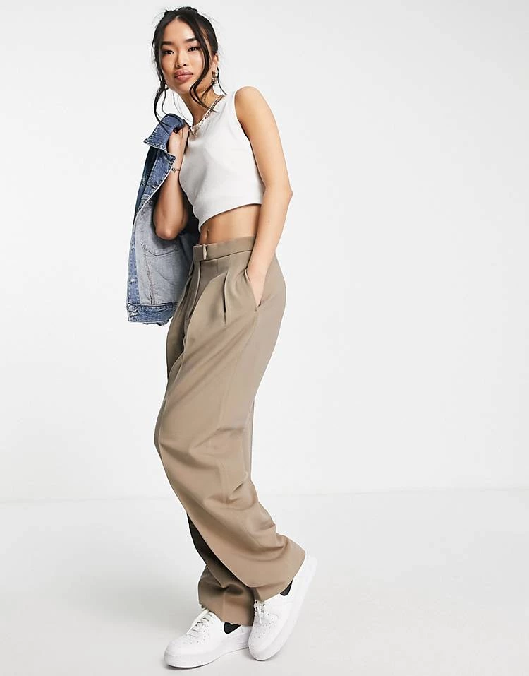 Urban Revivo Pleat Front Trousers In Beige For Women 5 Urban Revivo Pleat Front Trousers In Beige For Women - Image 3