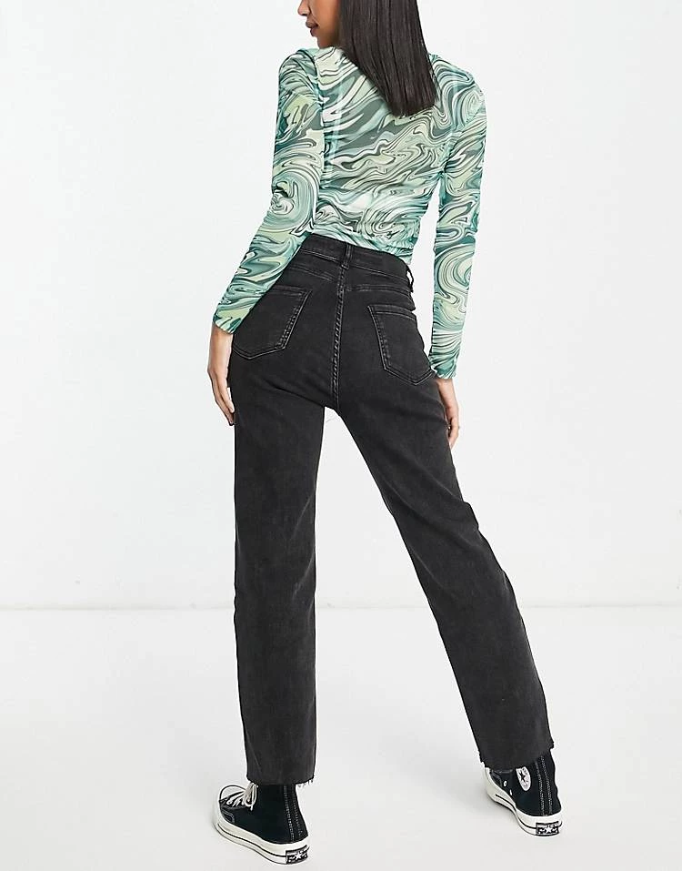 Urban Revivo Straight Leg Jeans In Black For Women 4 Urban Revivo Straight Leg Jeans In Black For Women - Image 2