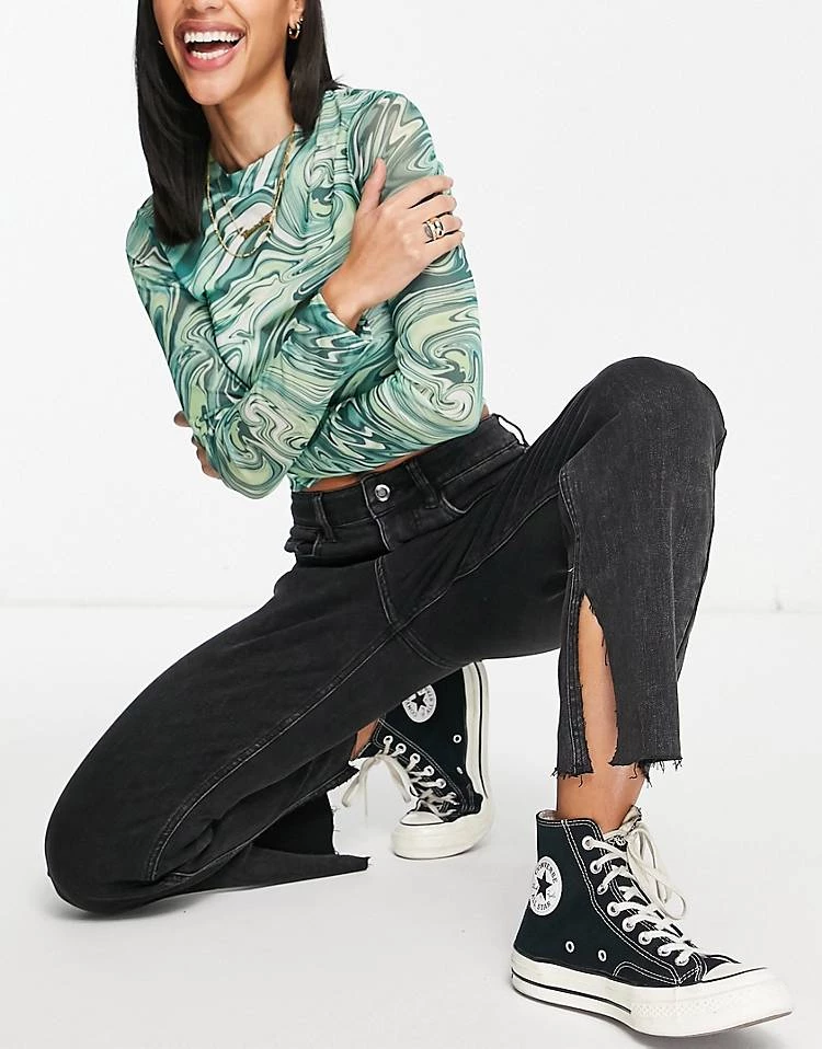 Urban Revivo Straight Leg Jeans In Black For Women 7 Urban Revivo Straight Leg Jeans In Black For Women - Image 5