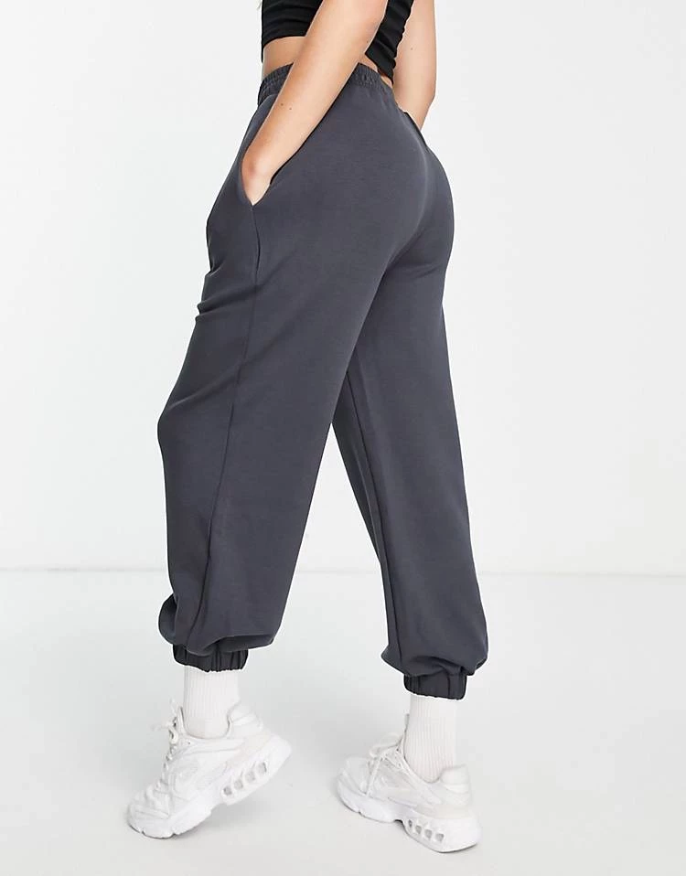 Urban Revivo Joggers In Grey For Women 4 Urban Revivo Joggers In Grey For Women - Image 2