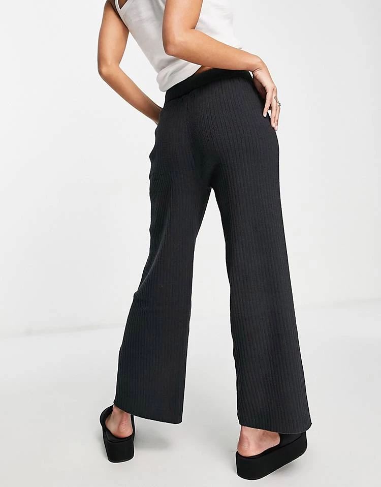 Urban Revivo Knitted Trousers In Grey For Women 5 Urban Revivo Knitted Trousers In Grey For Women - Image 3