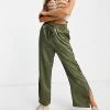 Urban Revivo Wide Leg Trousers In Green For Women -Urban Revivo Sales unnamed file 959